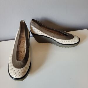 Fly London Yoko Perforated Wedges, VGUC, Size 39